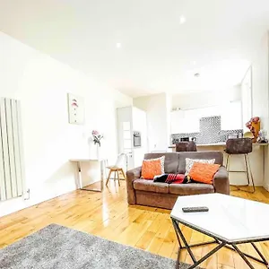https://apt-2-bed.cambridgehotelsuk.com