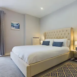 https://apt-in.cambridgehotelsuk.com