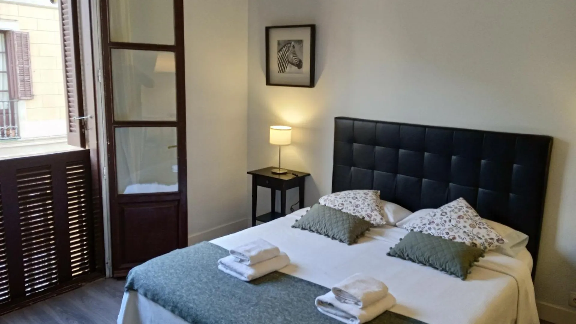 Colom Apartments Barcelona 0*,